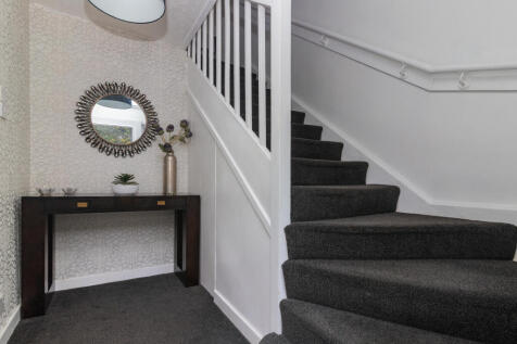 100 Glenburn Road PA2 8HP L-18