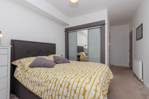 Flat 3-2, 2 Riverford Court Glasgow G43 1FB 2L-17