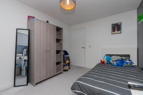 7 Carsphairn Avenue PA1 2FP-24