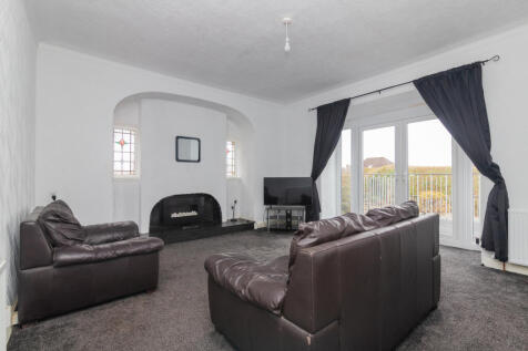 177 Invergyle Drive, Cardonald Glasgow G52 2BS 3L-