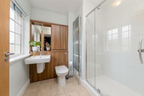 Master ensuite