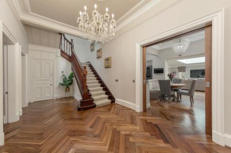 Spacious Hallway