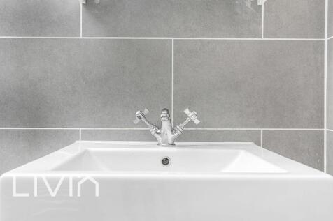 025A9894