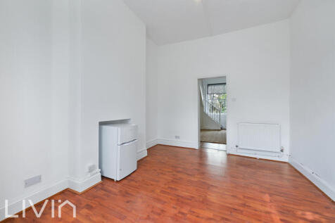 SPENSER ROAD, 39, FIRST FLOOR FLAT (12 FROM 20)-19