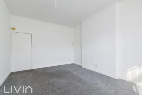 CHATSWORTH ROAD, 37, FLAT 4- (5)