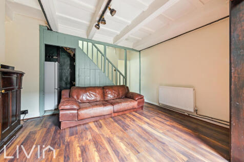 GLOUCESTER ROAD, 46-2