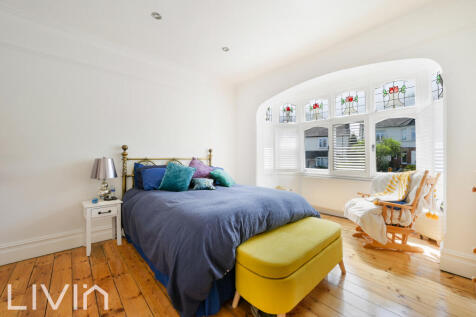 ST. AGUSTINES AVENUE, 24-9