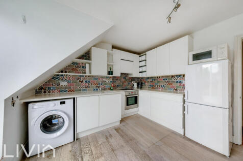 BEECH HOUSE ROAD, 8, 3-40