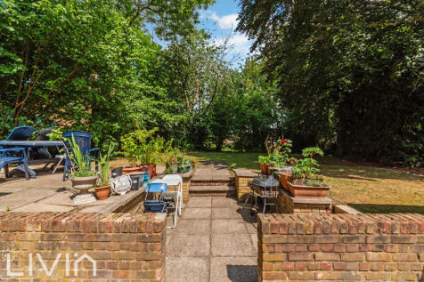 MAPLE COURT, FLAT 2-17