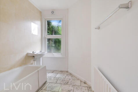 KETTERING STREET, 41 (8)