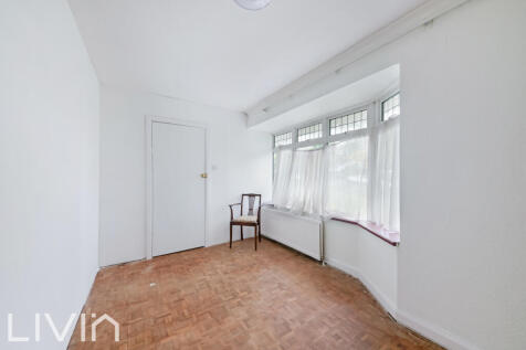 WOODCOTE PARK AVENUE,1A-13