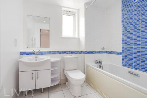 PARK LANE 84, FLAT 18 (11)