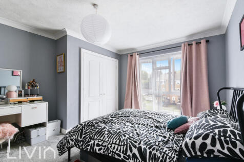FLEETWOOD CLOSE, 32- (2)