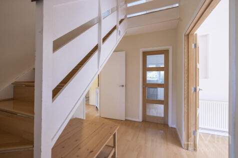 Coombe-Road-23