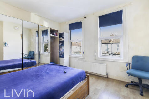 PEMDEVON ROAD  143 - (8)