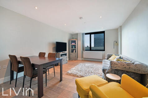 QUARTERS APARTMENTS, FLAT 1006 (12 FROM 17)-12