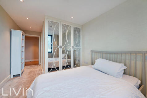 QUARTERS APARTMENTS, FLAT 1006 (12 FROM 17)-5