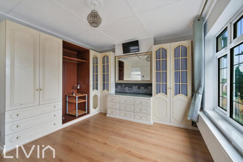 SELSDON PARK, 95 (12 FROM 21)-15