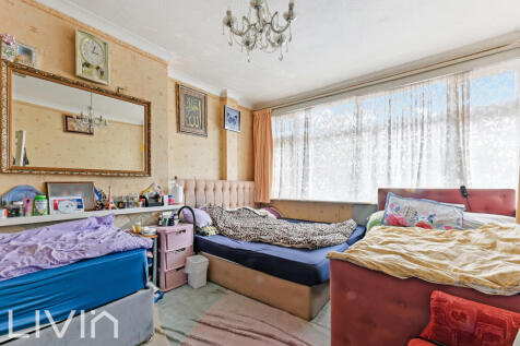 EDERLINE AVENUE, 69-44