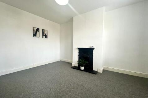 Lounge 1
