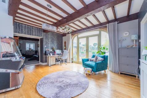 Property Image 31