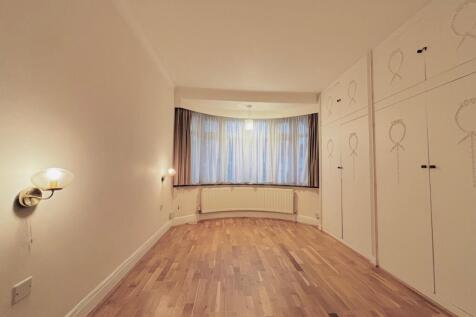 WhatsApp Image 2025-10-28 at 11.34.38_f34e9d67