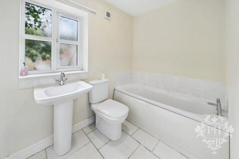 Bath/Shower Room