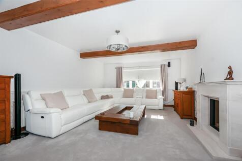 2 Jetty Close20.jpg