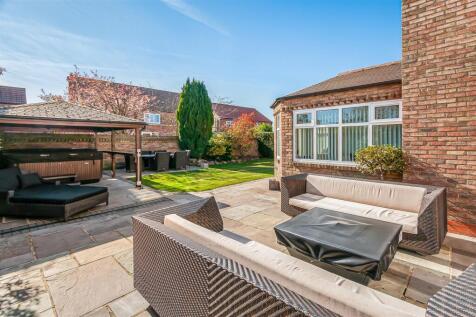 2 Jetty Close1.jpg