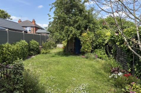 IMG_0956 Garden.jpg