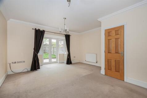 6 Willow Court7.jpg