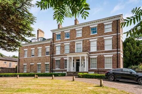 Apt 4, Main House14.jpg