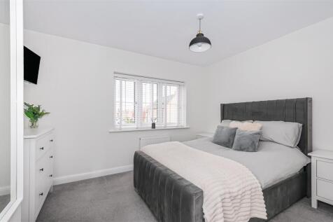 16 Ella Drive8.jpg