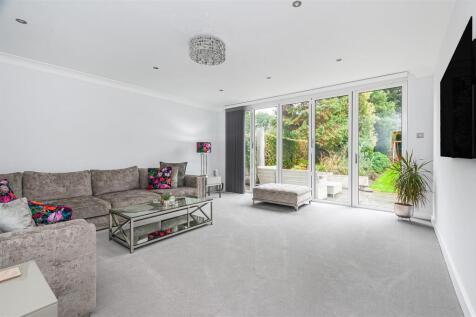 22 Croft Drive16.jpg