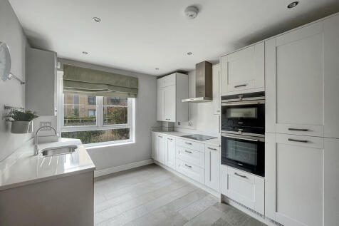 Kitchen (2)