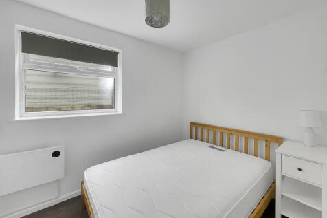 bedroom (2)