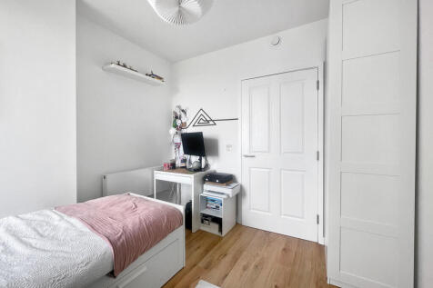bedroom2