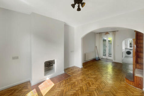 Living area (2)