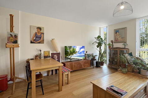 Living room 2