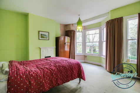 Main bedroom