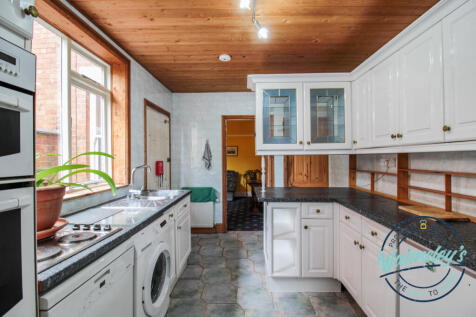 Kitchen breakfast room