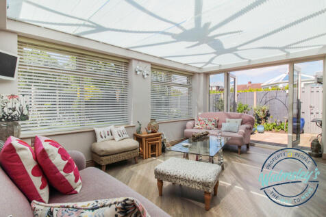 Garden room