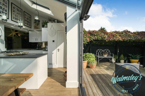 Garden &amp; kitchen