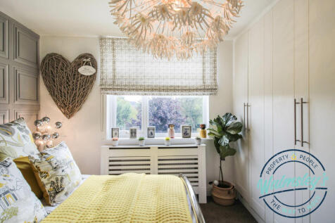 Bedroom detail