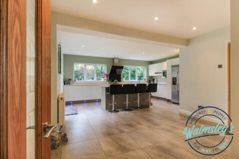 Kitchen Family room