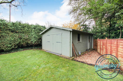 Garden cabin/garage/gym