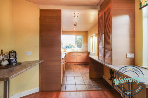 Kitchen breakfast room