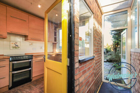 Secure side &#34;lean to&#34; access