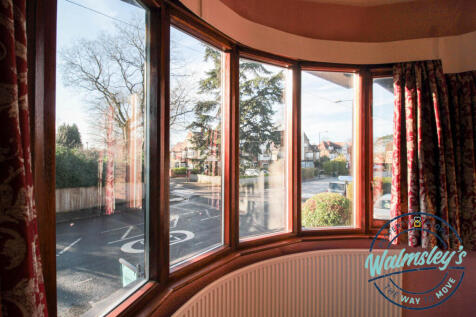 View towards Warwick Avenue from 1st floor bay win