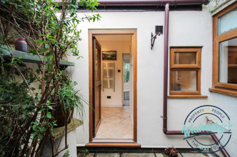 Private courtyard